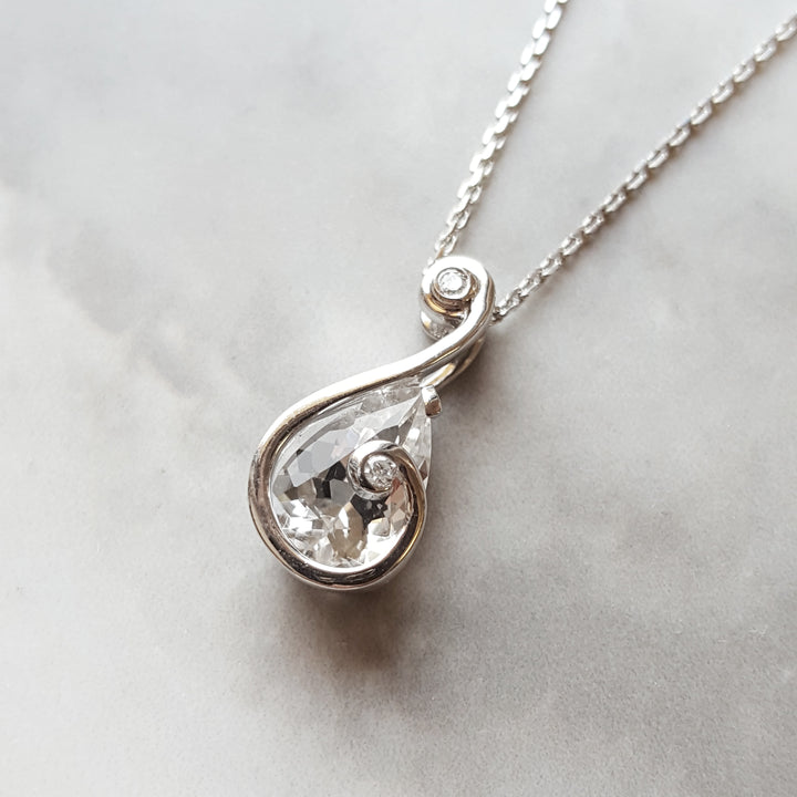 Quartz Swirl Pendant
