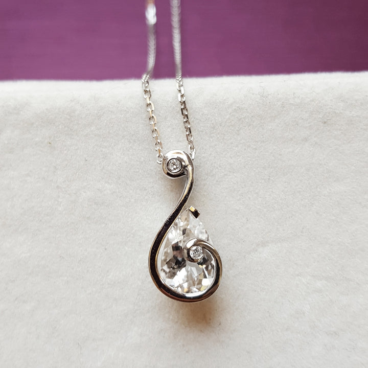 Quartz Swirl Pendant
