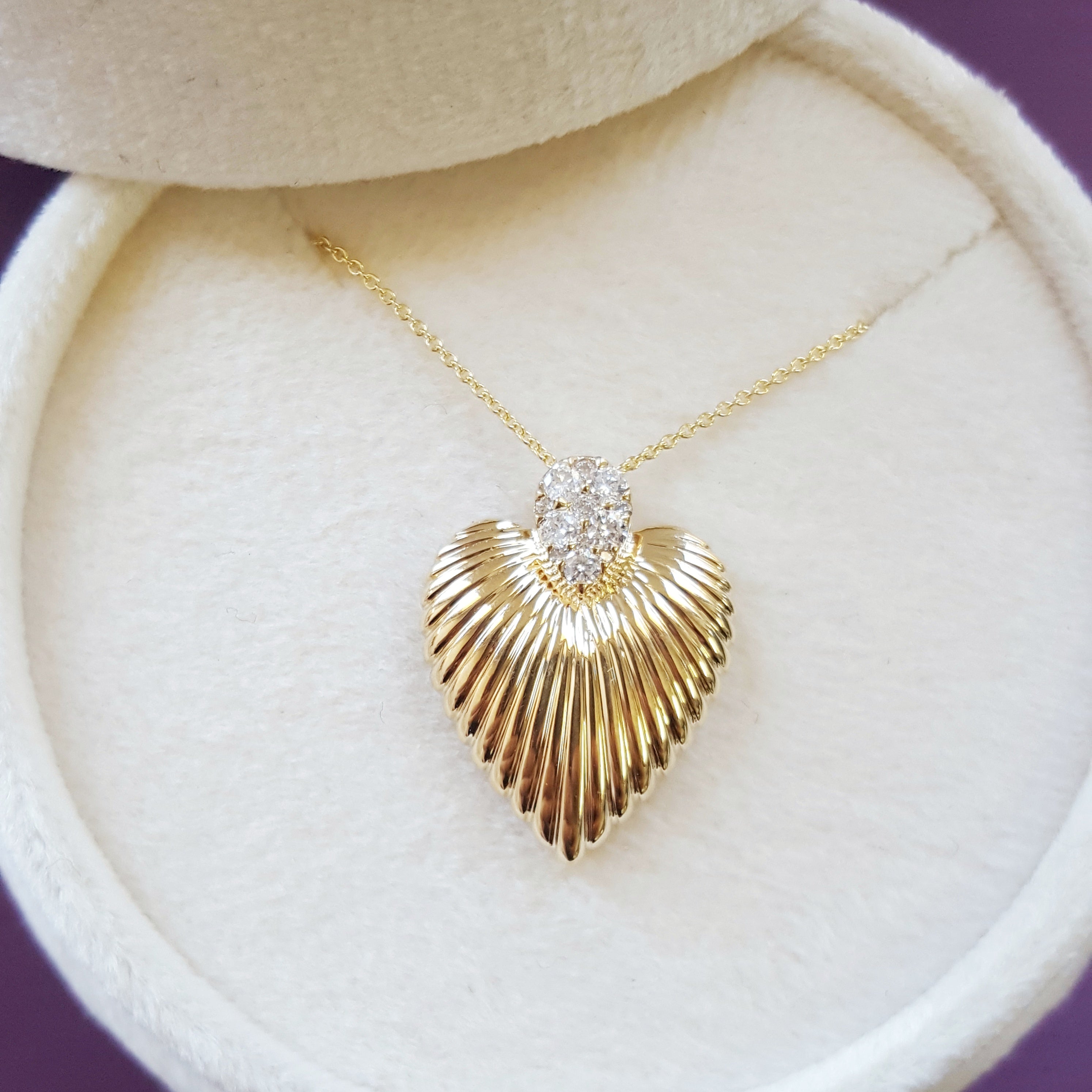 Angel Heart Golden with エンジェル スワロフスキー Heart Golden with エンジェル スワロフスキー Gold by Heart 置物