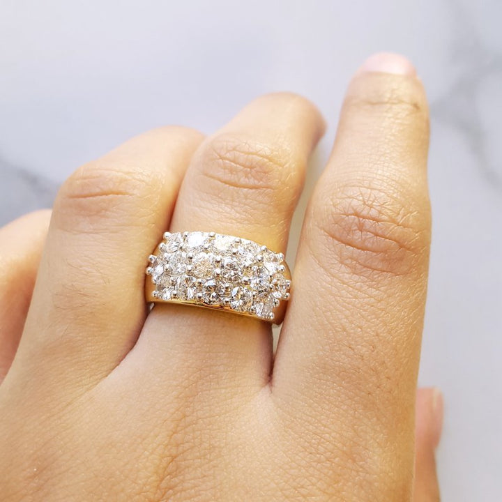 Luxury by Rene Hernandez 3 Row Anniversary Band