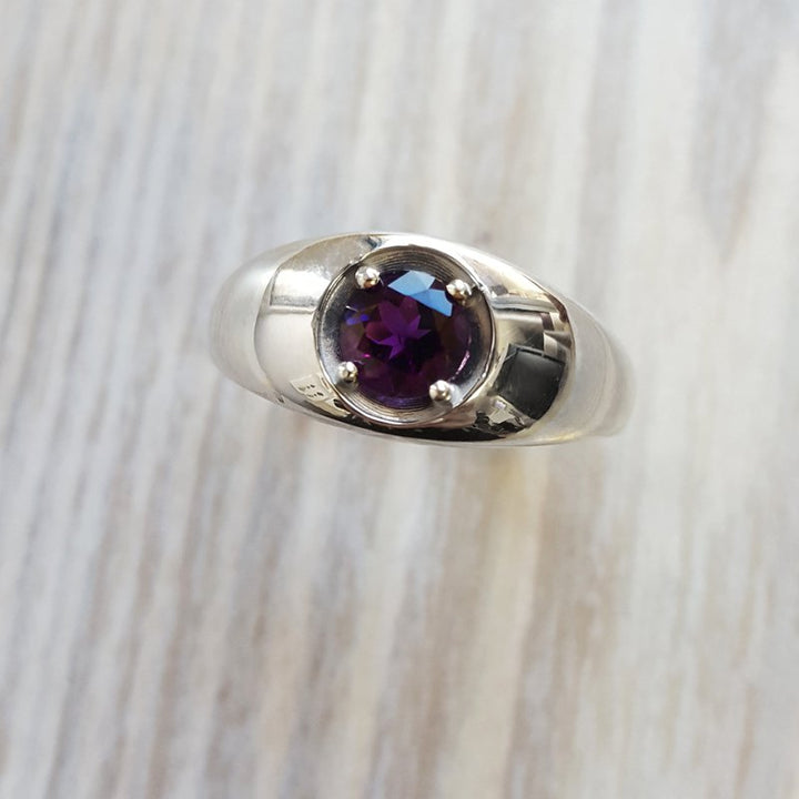 White Gold Amethyst Men's Ring