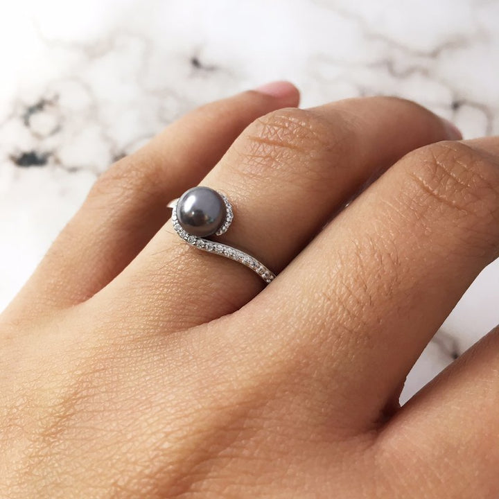 Sami Fine Jewelry Black Pearl Swirl Ring