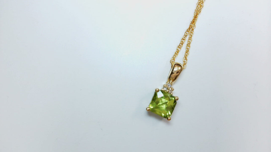 Precious Metal Gemstone Necklace