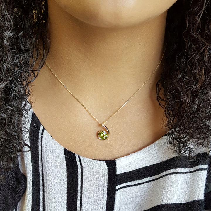 Gold Shooting Star Arizona Peridot Pendant