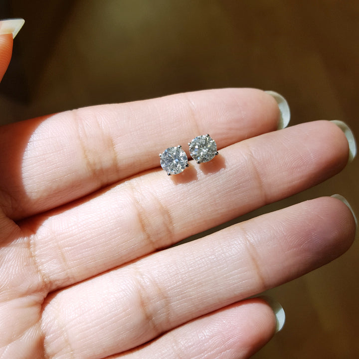 Essential 1.5 carat Diamond Studs