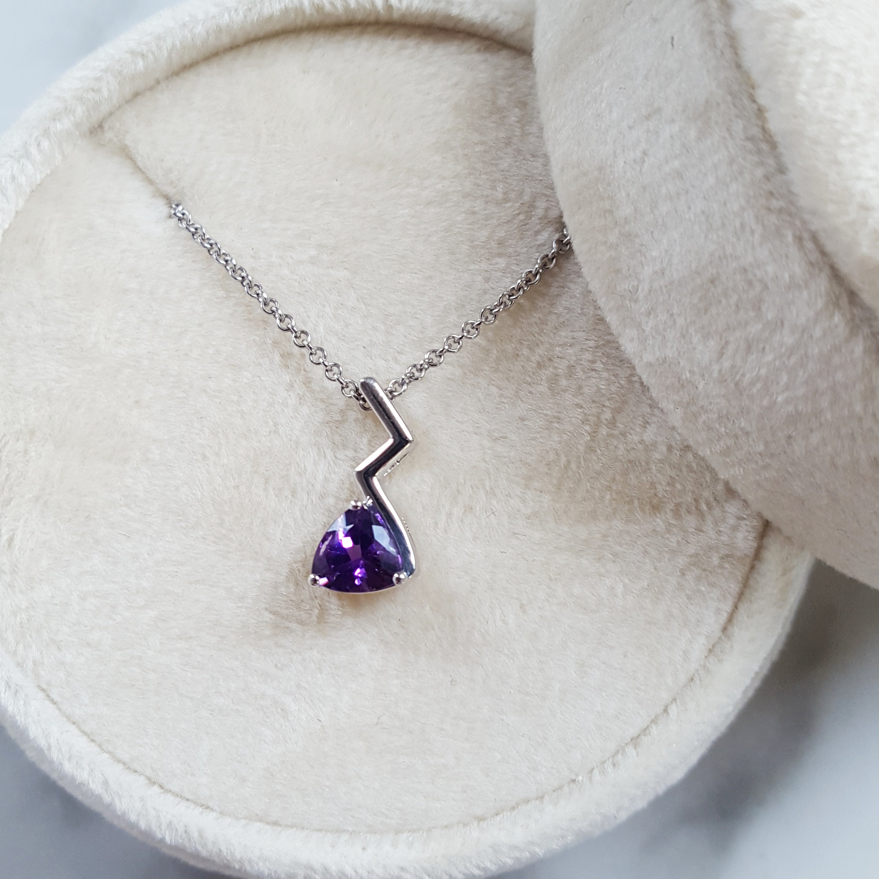 Arizona Amethyst Lightning Bolt Pendant – Sami Fine Jewelry