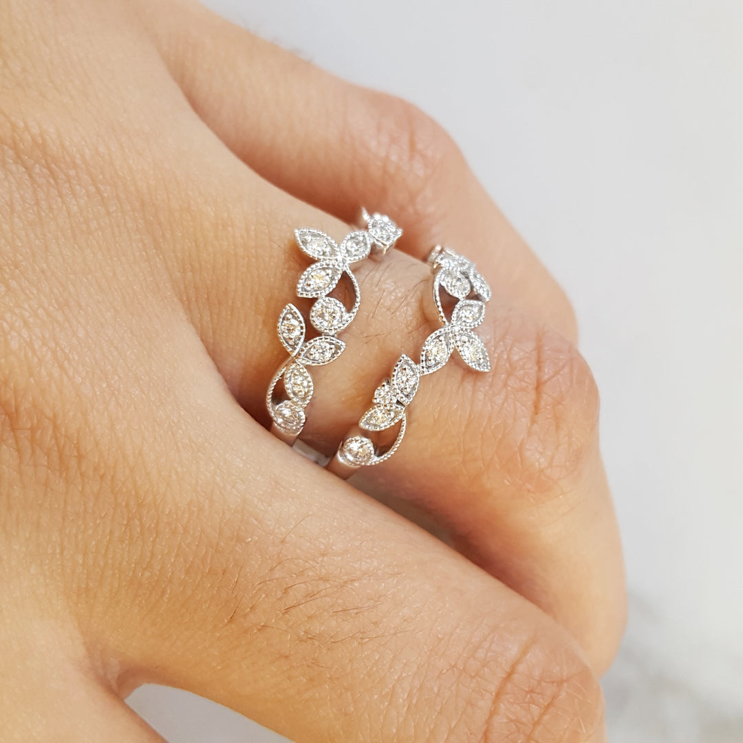 Diamond Leaves Engagement Enhancer