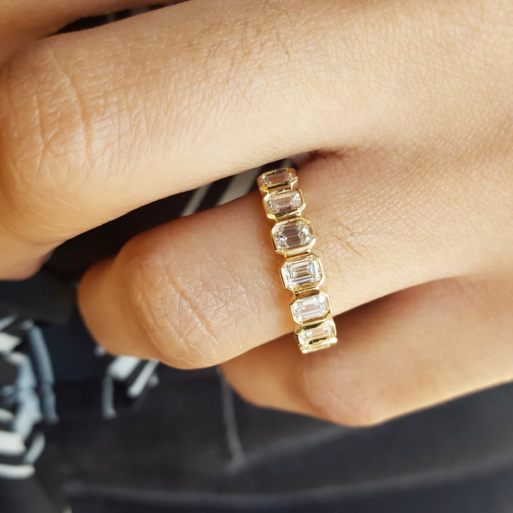 Radiant Diamond Anniversary Band