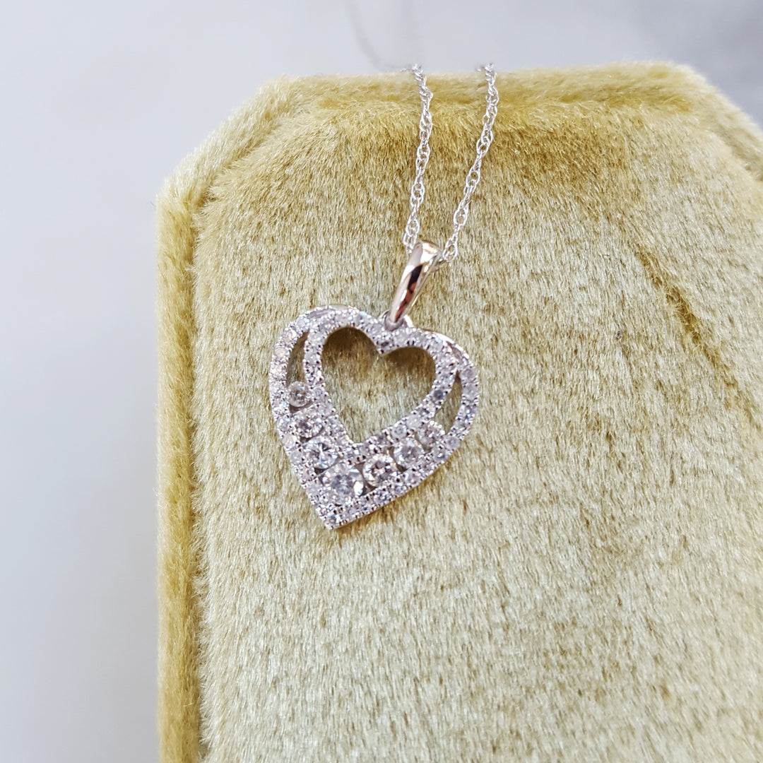 Halo Diamond Heart Pendant
