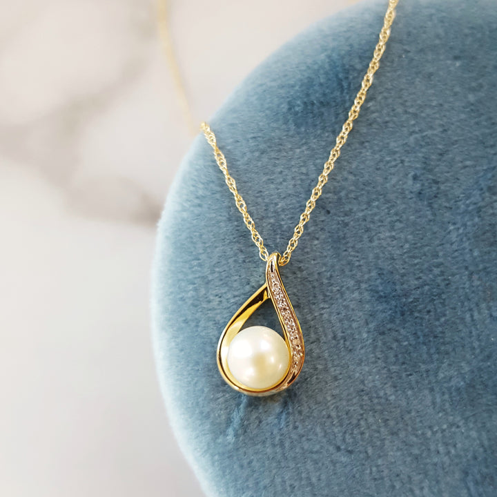 Petite Swooping Pearl Pendant