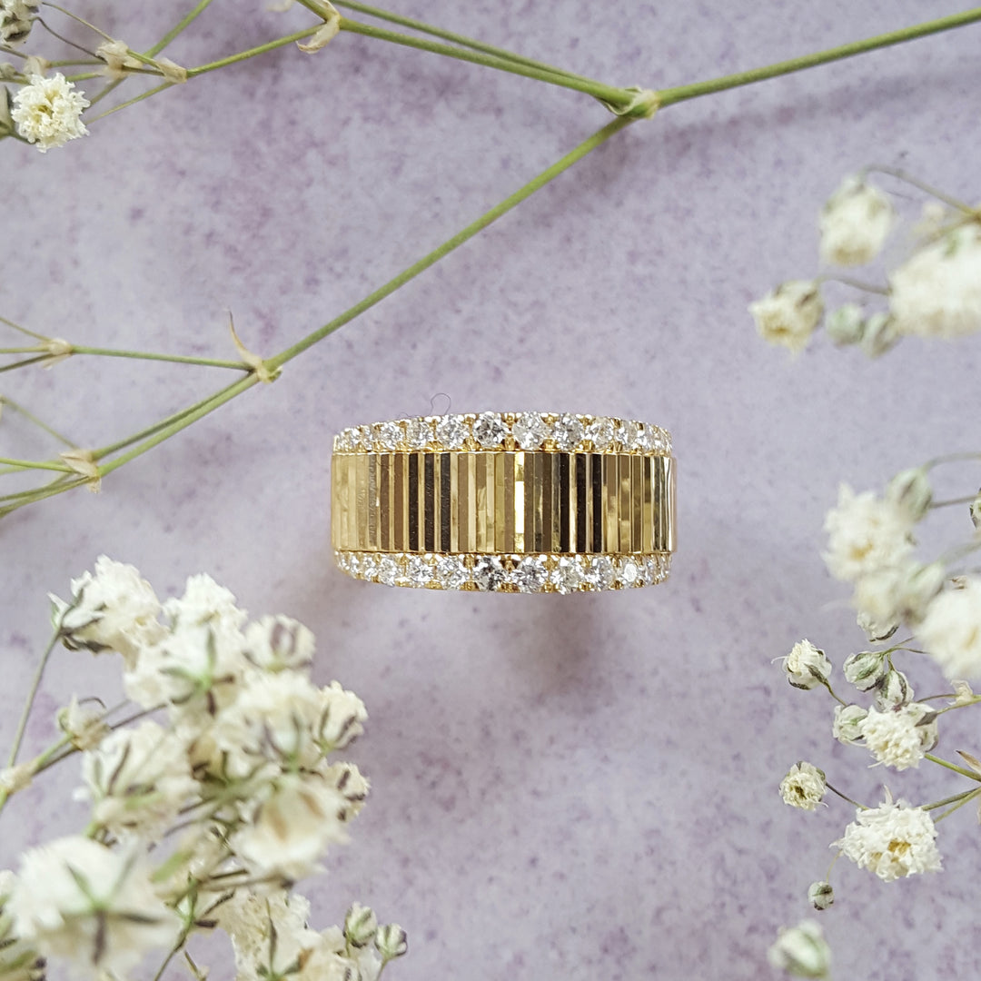 14KY Mirrored Celebration Diamond Ring