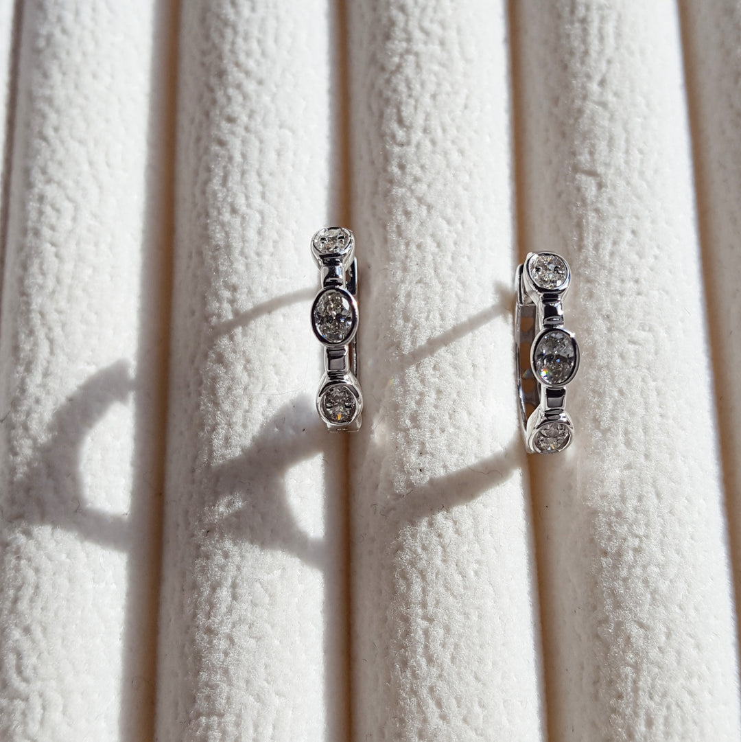 Essential Patterned Diamond Huggies