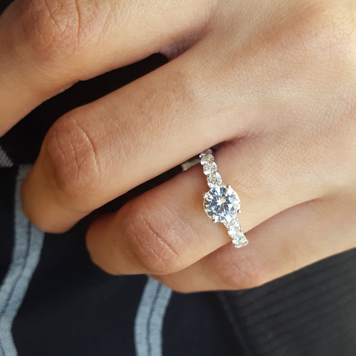 Simple Beauty Engagement Ring