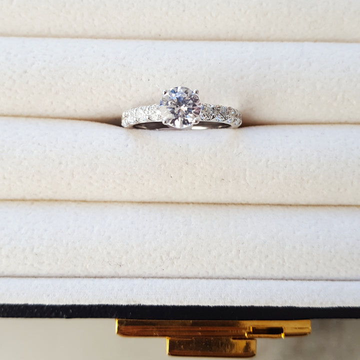 Simple Beauty Engagement Ring