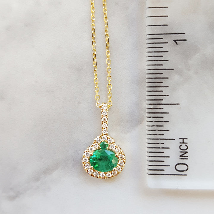 Diamond and Emerald Set