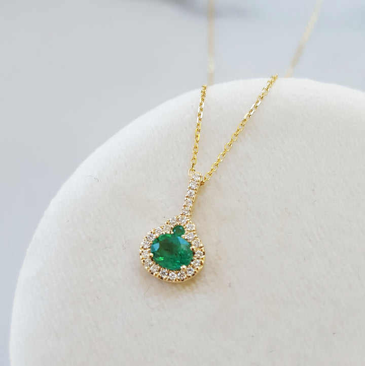 Diamond and Emerald Set