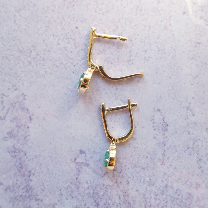 Diamond and Emerald Set