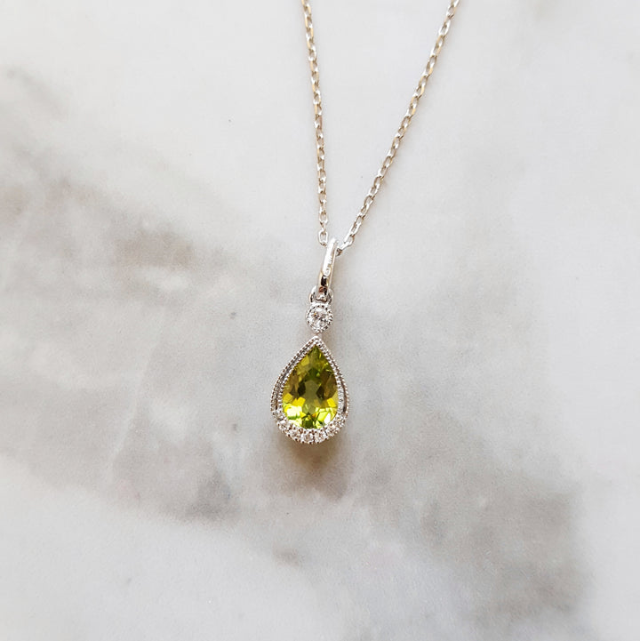 Arizona Peridot Elegant Pendant