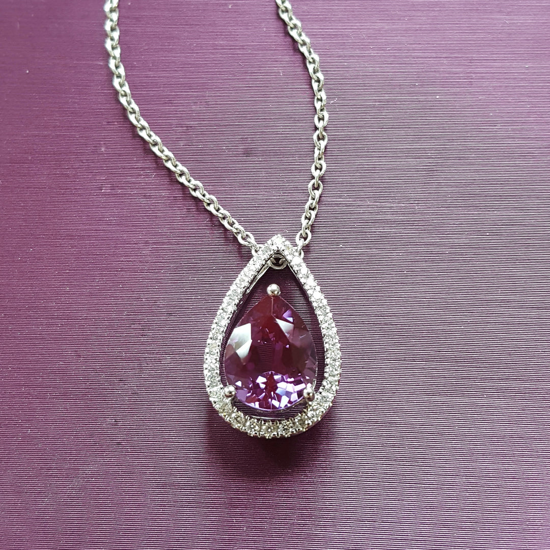 Elegant Vintage Synthetic Alexandrite Pendant