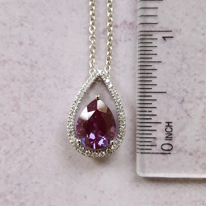 Elegant Vintage Synthetic Alexandrite Pendant
