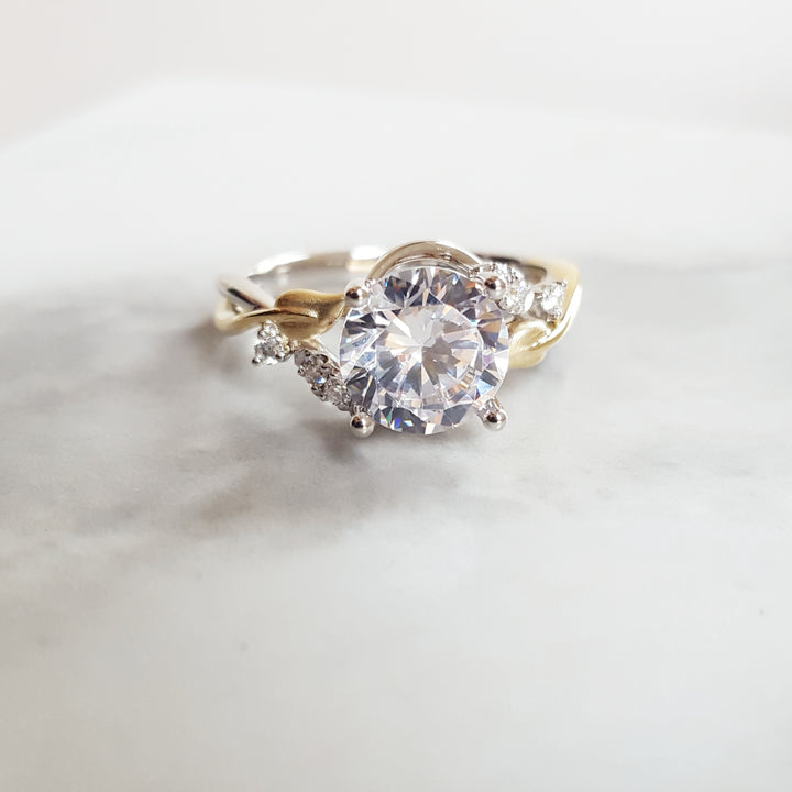 Natural beauty Engagement Ring