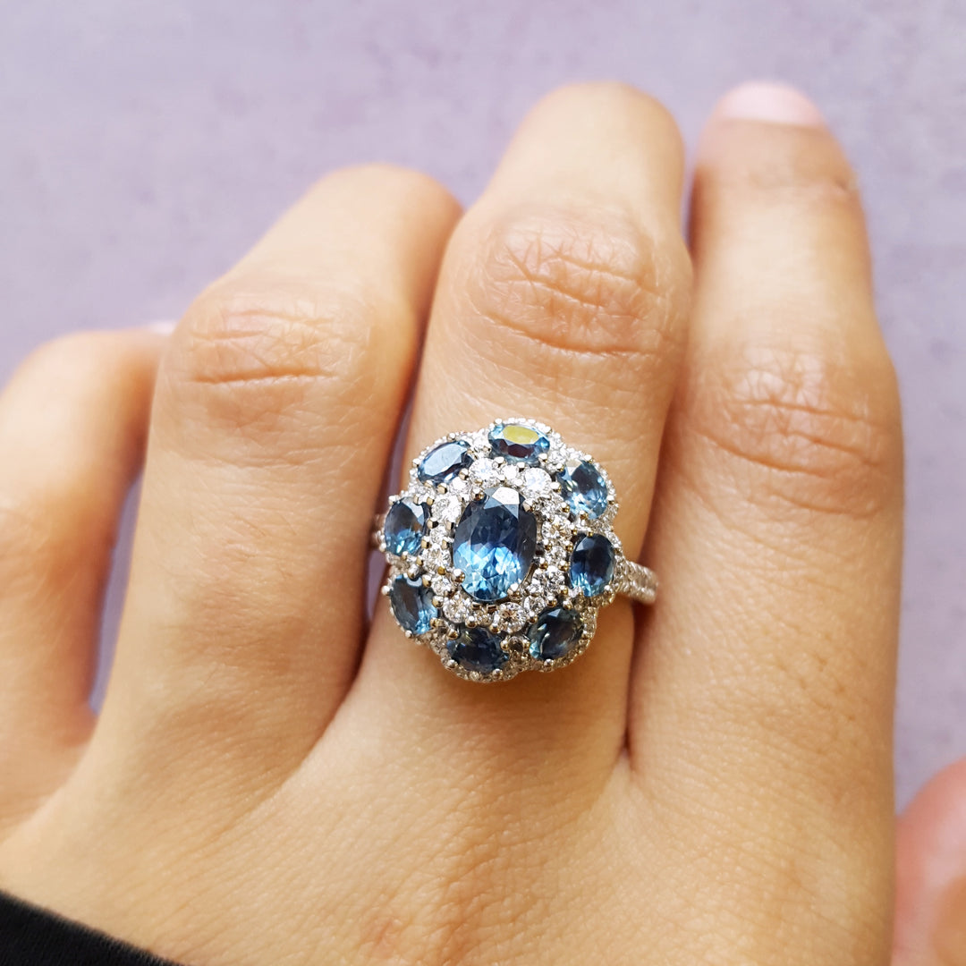 14K White Gold Montana Sapphire and Diamond Vintage Inspried Flower Motif Ring