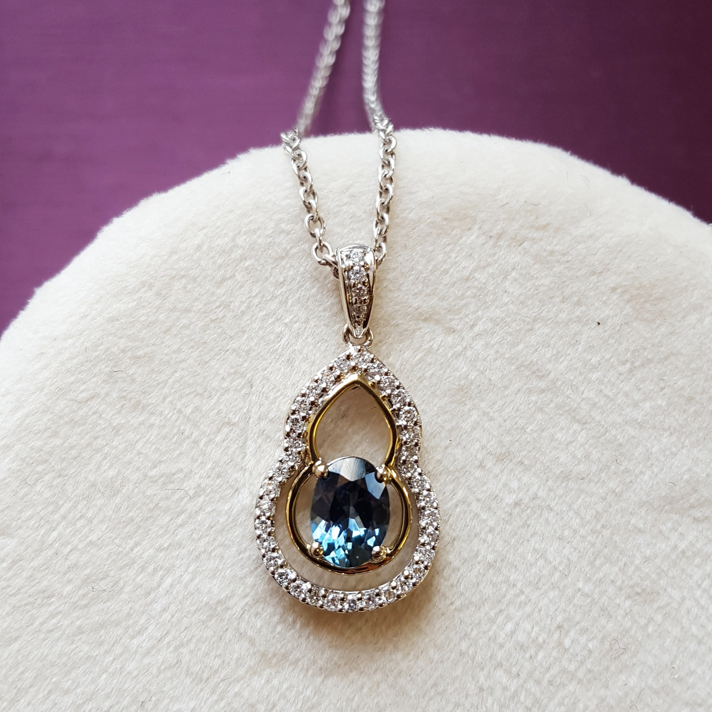Modern Design Montana Sapphire Pendant – Sami Fine Jewelry