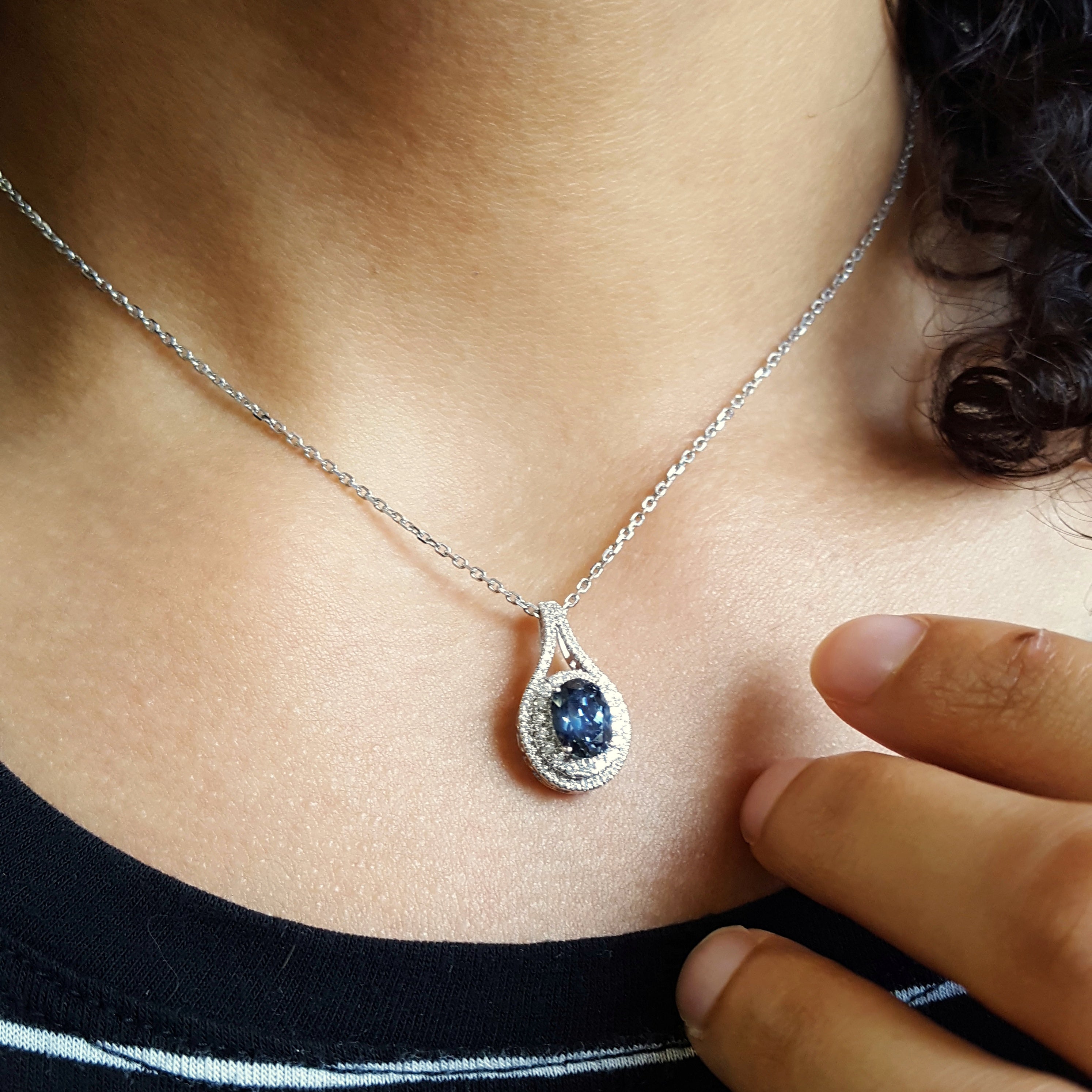 Elegant Montana Sapphire Pendant – Sami Fine Jewelry