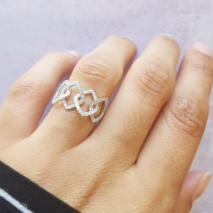 Ridged Geometric Diamond Ring
