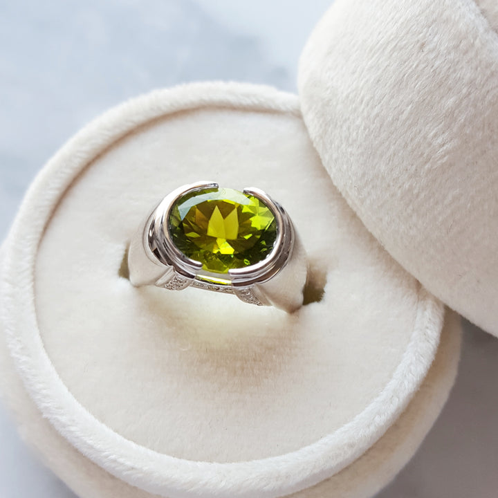 Sleek and Bold Peridot Ring