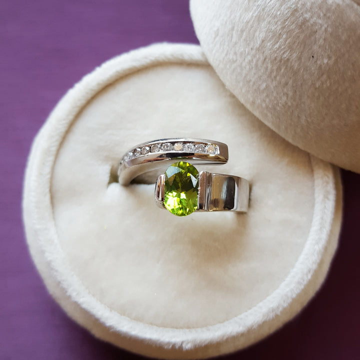 Bypass Modern Peridot Ring