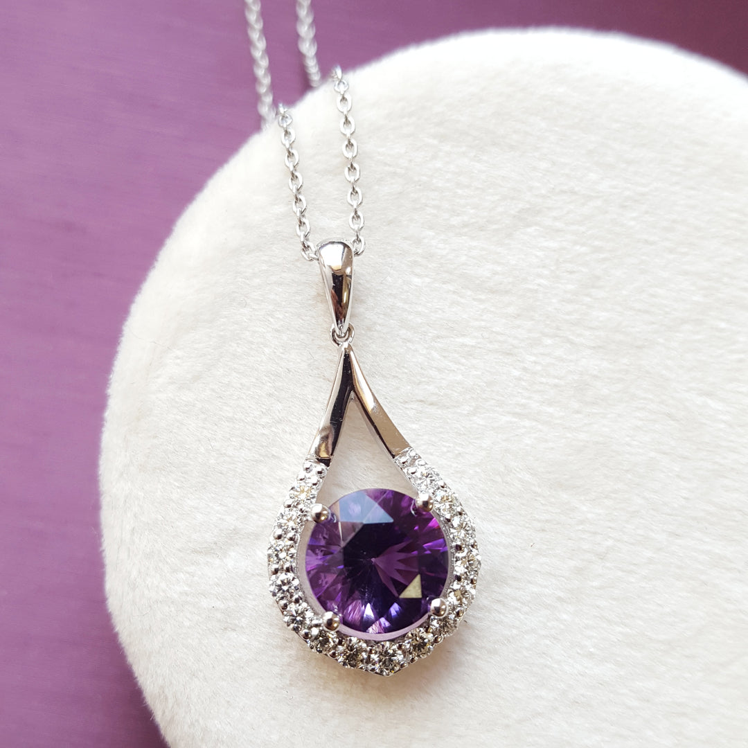 Halo Amethyst Dropping Pendant