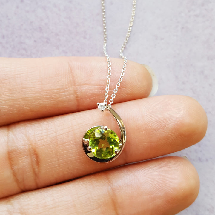 Shooting Star Peridot Pendant