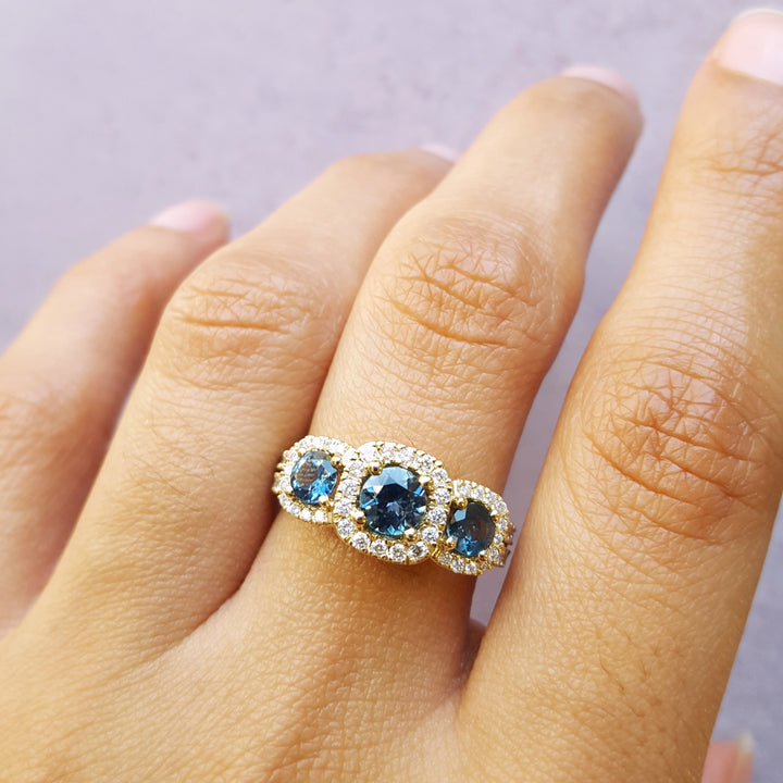 3-Stone Elegant Montana Sapphire Ring