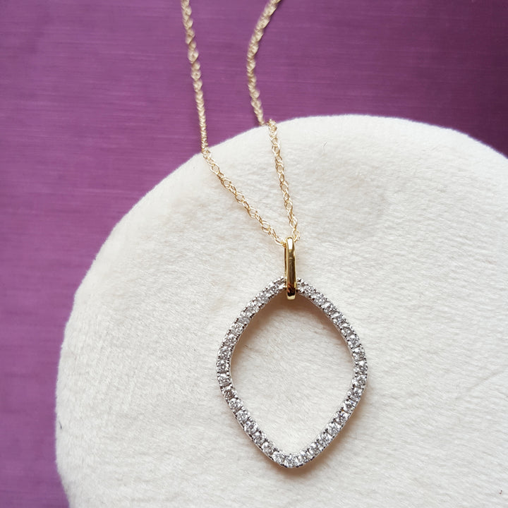 Simply Organic Diamond Pendant