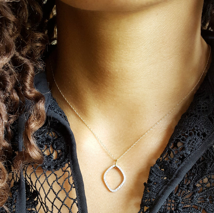 Simply Organic Diamond Pendant