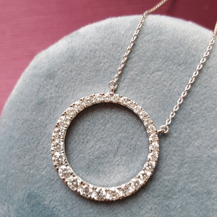 Elegant Graduating Diamond Necklace
