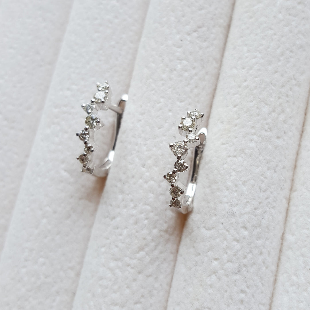 Zig-Zag Diamond Essential Hoops
