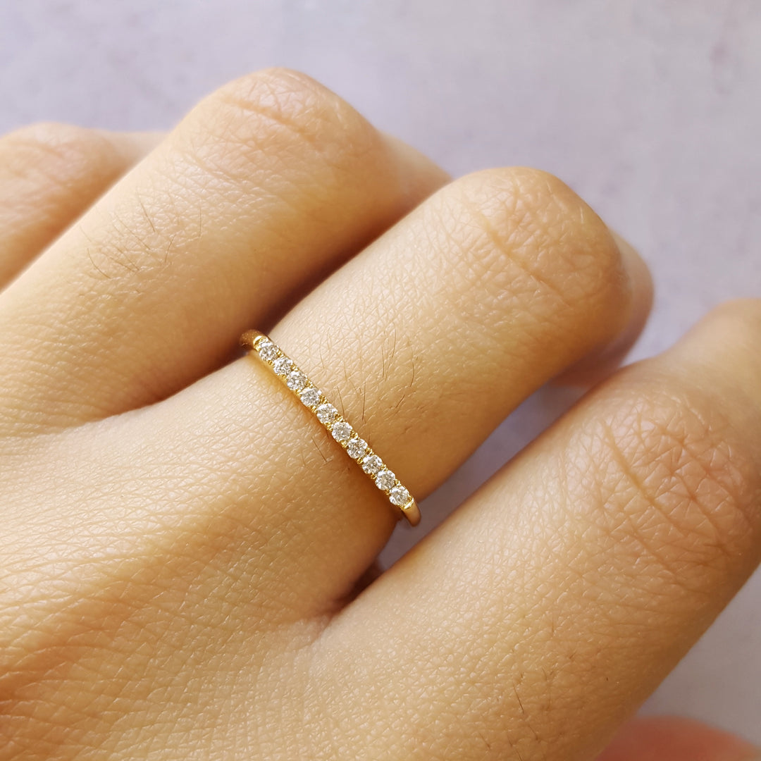 Straight Edge Diamond Band