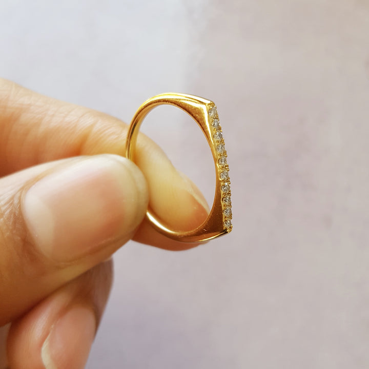 Straight Edge Diamond Band