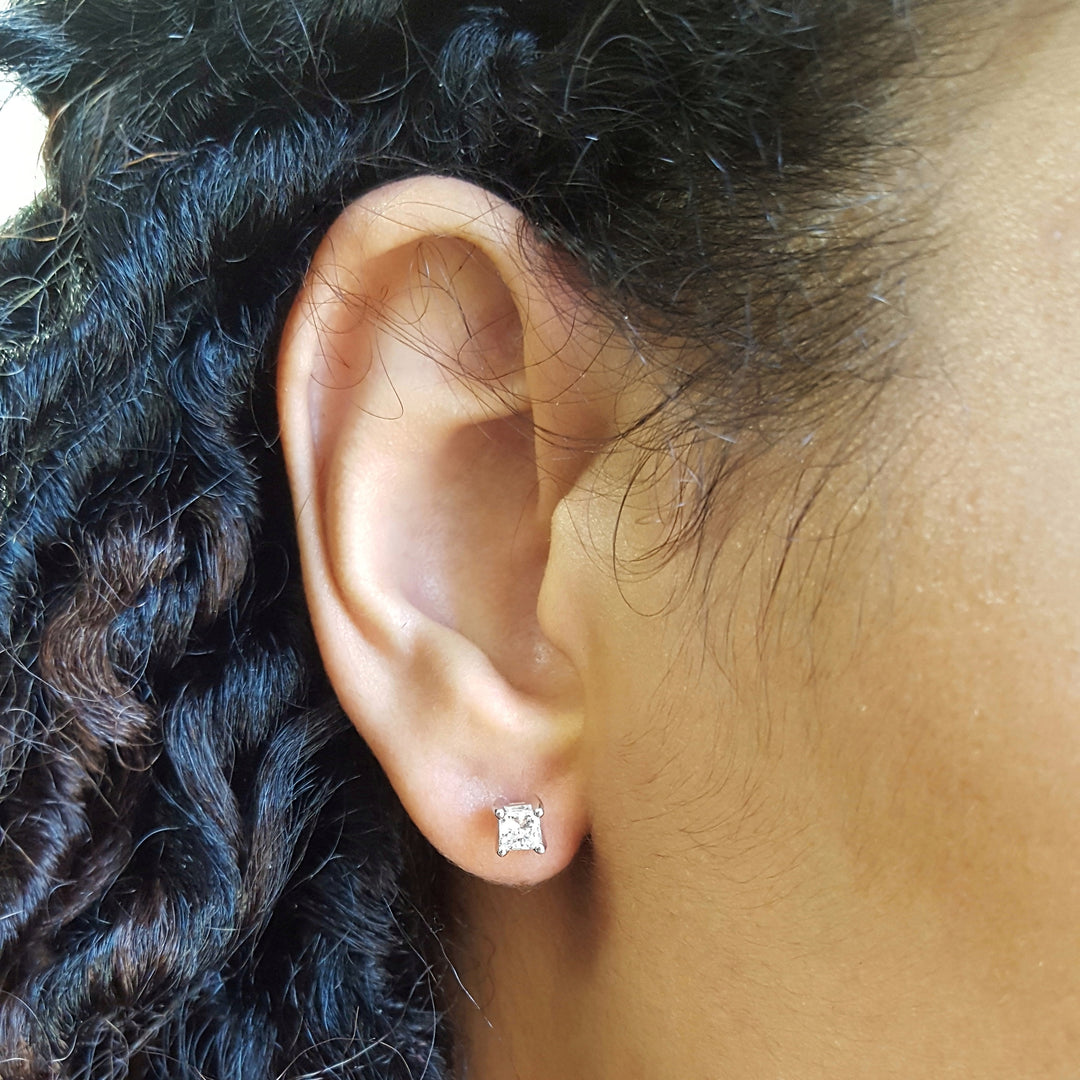 Essential 3/4 Carat Princess Diamond Studs