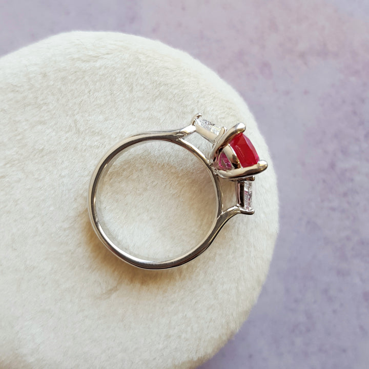 Elegant and Sleek Ruby Diamond Ring
