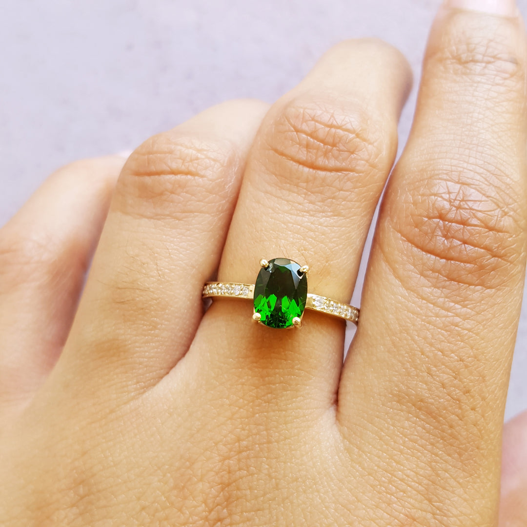 Elegant Tsavorite Ring
