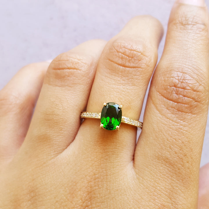 Elegant Tsavorite Ring