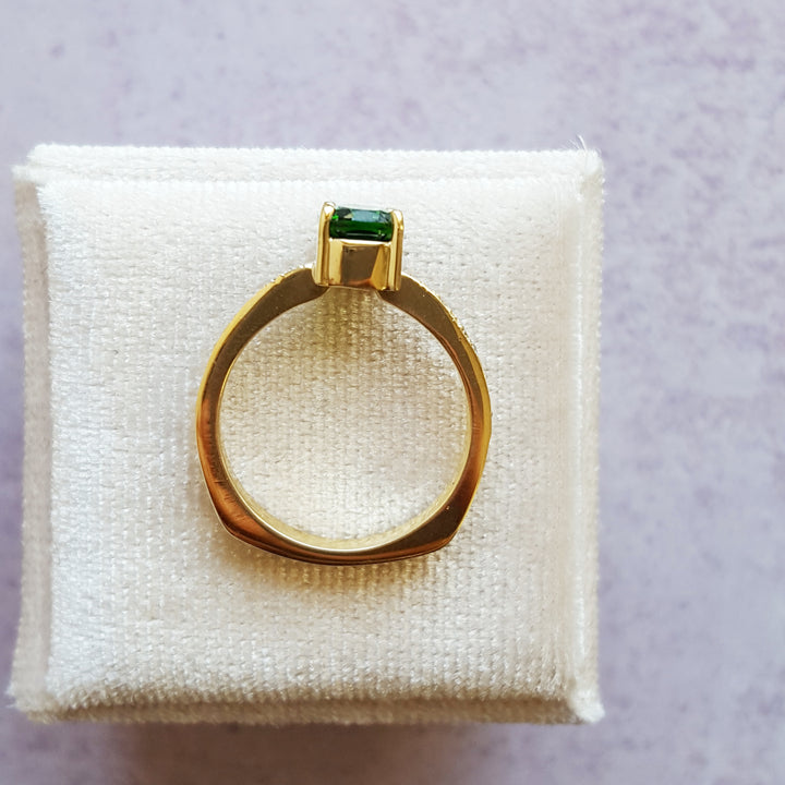 Elegant Tsavorite Ring