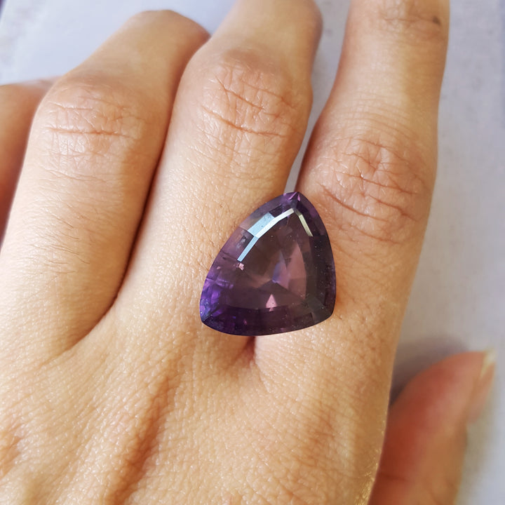 Oblong Trillion Cut Four Peaks Amethyst Vintage Gem