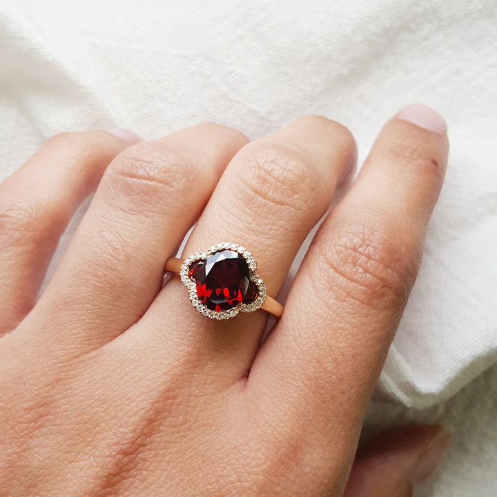 Vintage Inspired Clover Garnet Ring