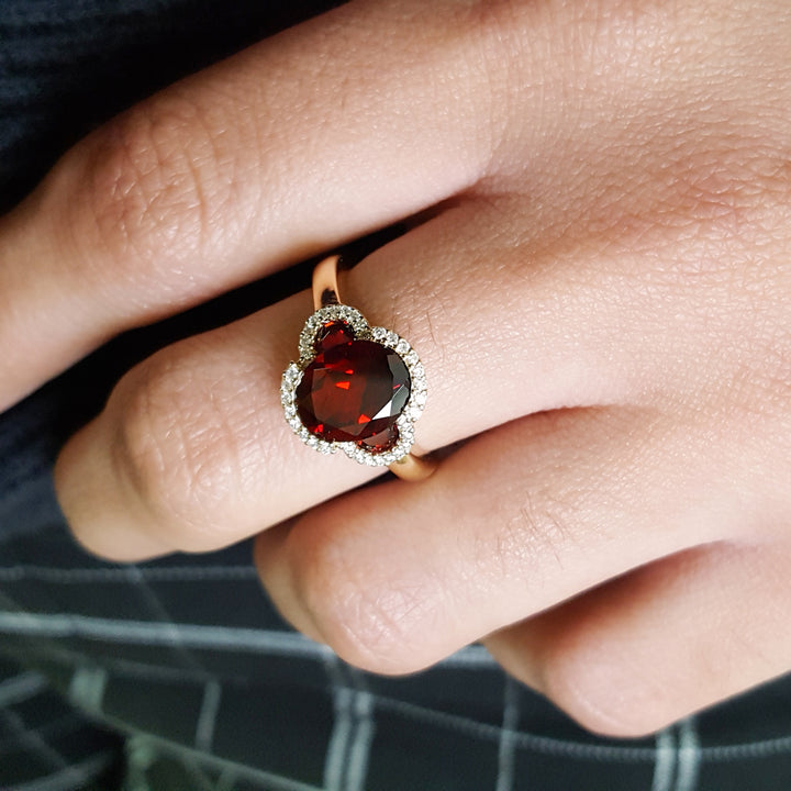 Vintage Inspired Clover Garnet Ring