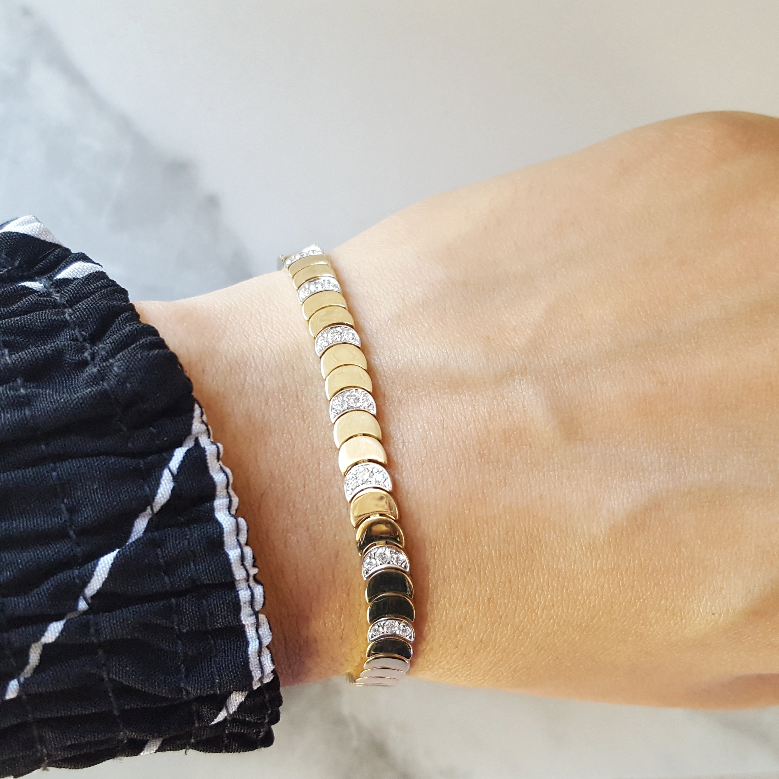 Crescent Moon Link Bracelet – Sami Fine Jewelry