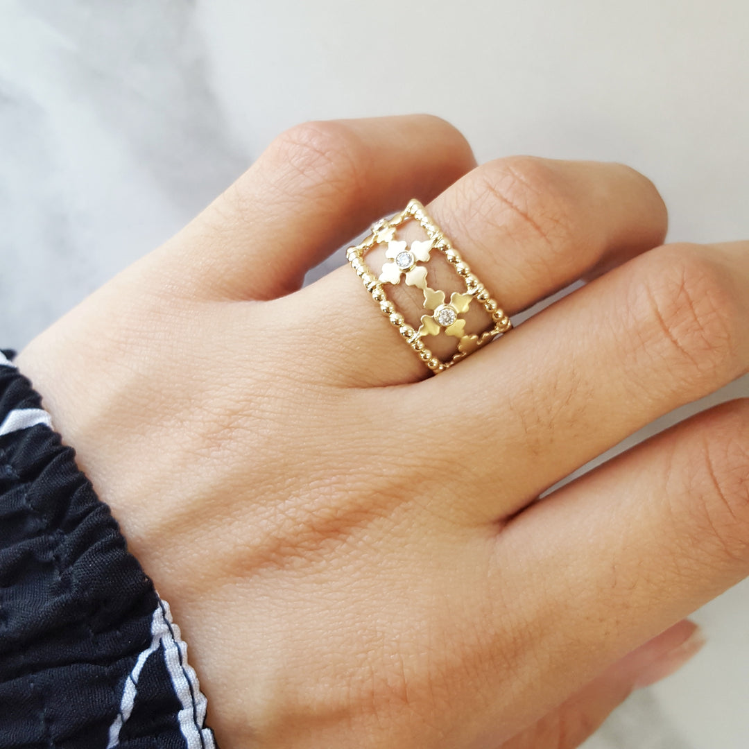 Clover Statement Diamond Ring